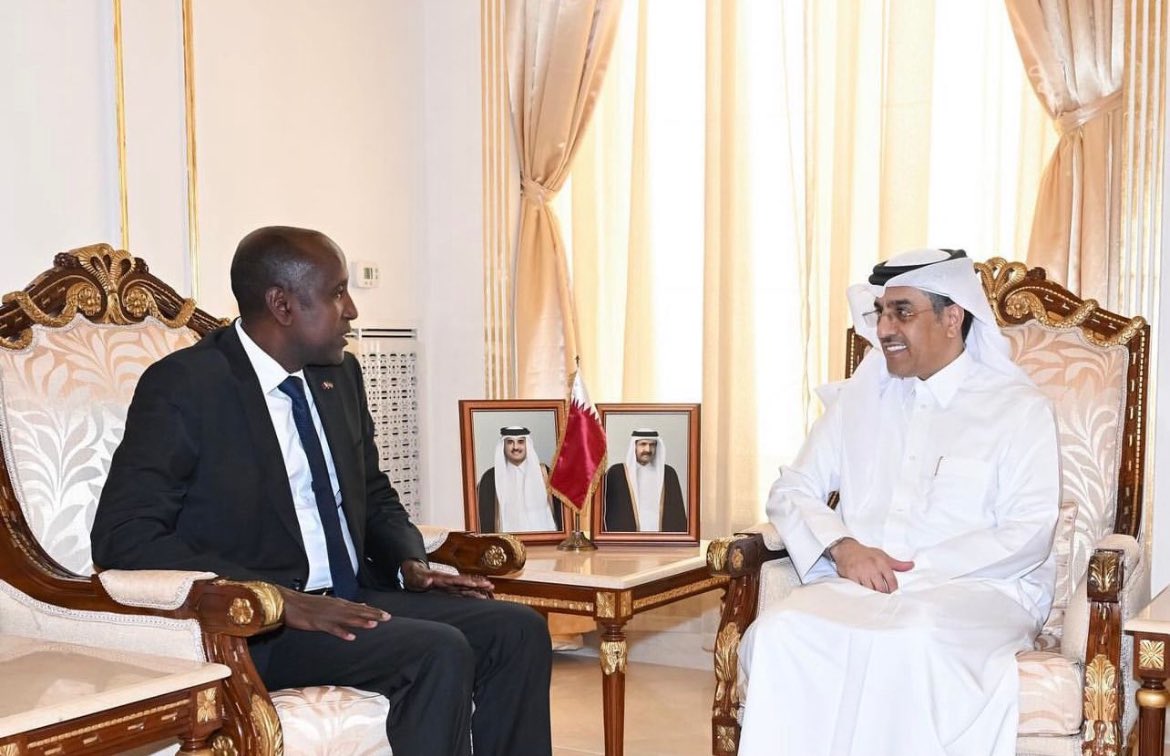 Ambassador Meets Minister of Labour